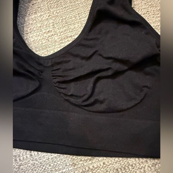 Black Women's sports Bra size L - Picture 2 of 4